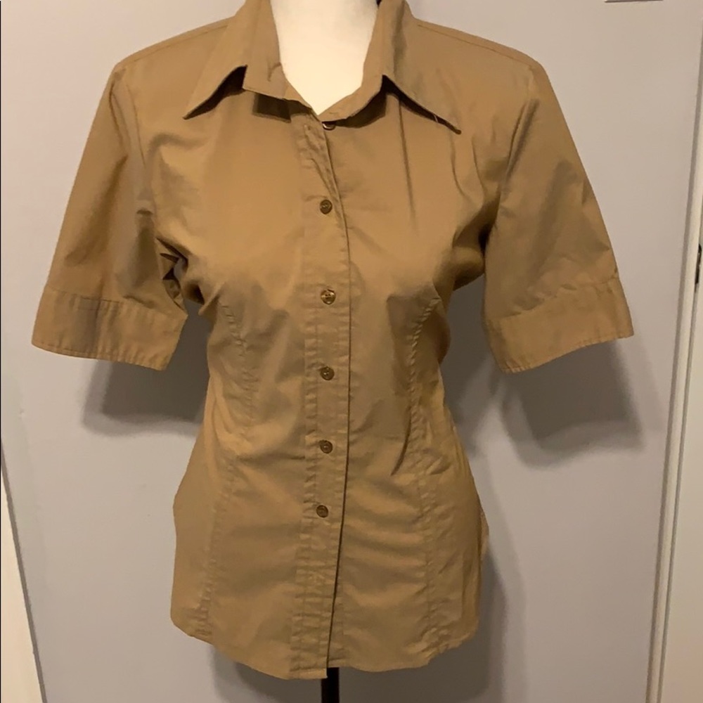 New York & company button down fitted shi…